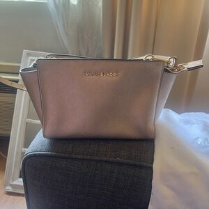 Michael Kors 2018 Crossbody never worn